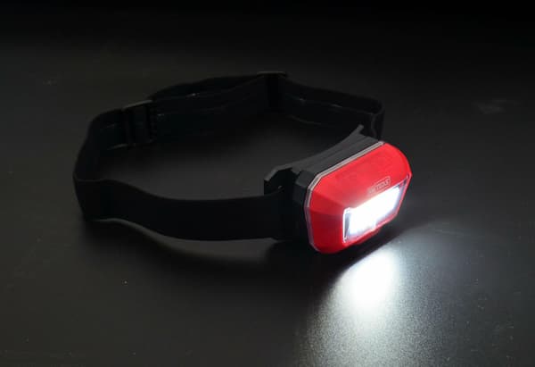AWTOOLS BLACK LINE FRONT COB LED-PANNLAMPA MED RÖRELSESENSOR BLACK LINE