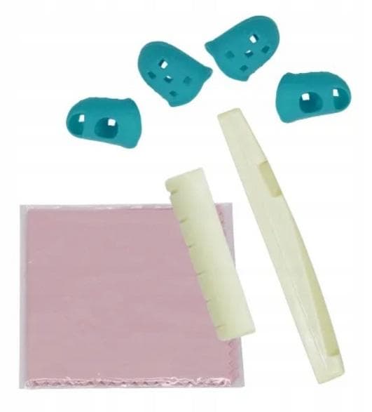 MUSIC MATE MM-A60 ClassicPack Flerfärgad Tillbehörsset för Klassisk Gitarr