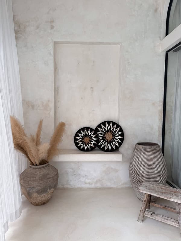 Seinäkoriste JOY Musta 40 cm