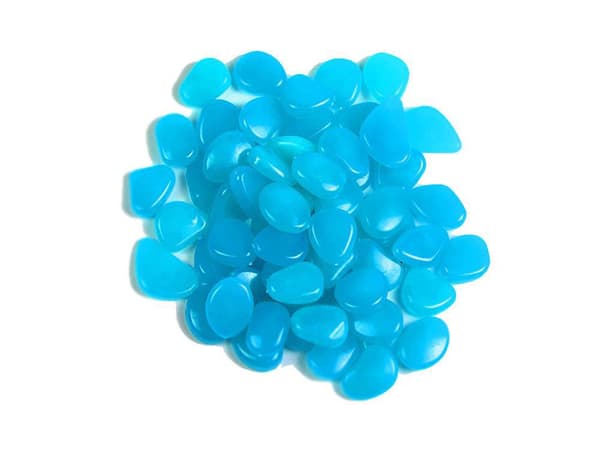 Hohtavat siniset kivet 2-3 cm 100 (100) GAB_A