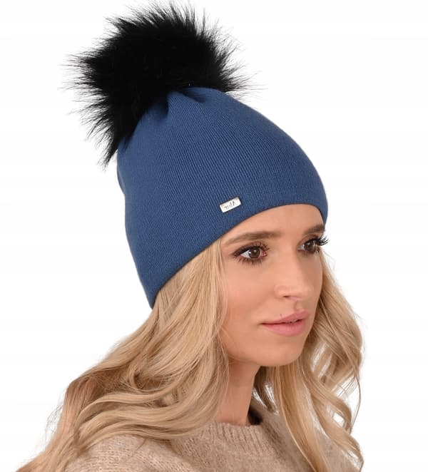 Glat varm hue med stor pompon Jeans A13