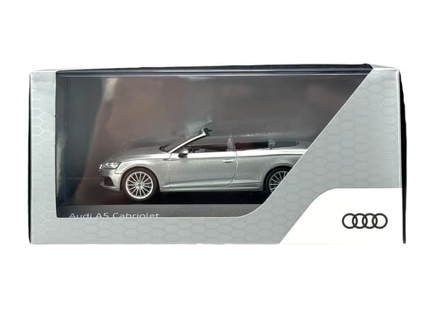 FORHANDLERMODEL AUDI A5 CABRIOLET FLORETT SØLV 1:43 501.17.053.31
