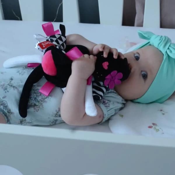 Fru Bunny Sensoriska Leksaker för Spädbarn 0+ Mother Care
