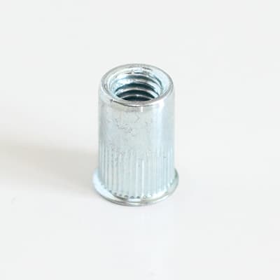 Nitmutter med reducerad konisk krage AN320 M12*40 - NI 320 M12