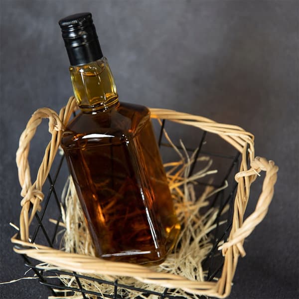 20 kpl DANIELS-pulloja 0,5 l + viskikuori