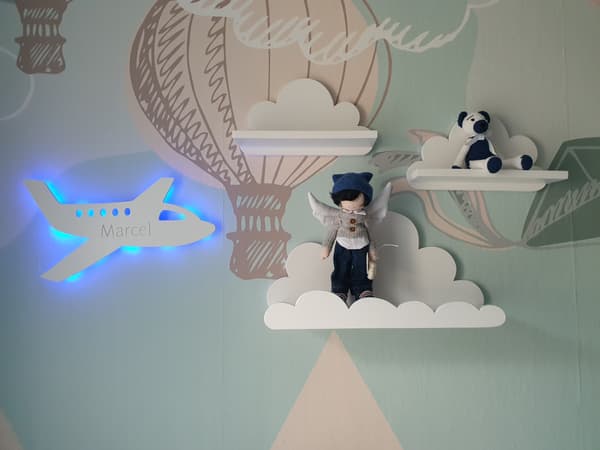 Flyvemaskine-natlampe med navn
