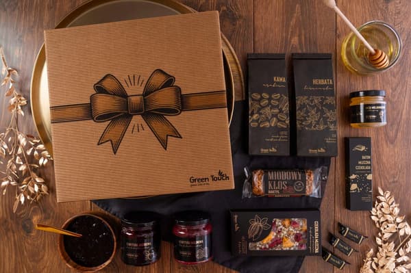 Stor presentkorg te kaffe hantverksgodis sylt honung