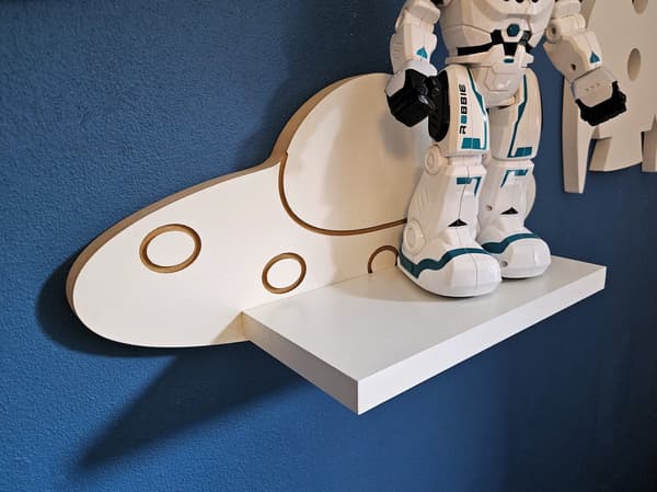 UFO væghylde