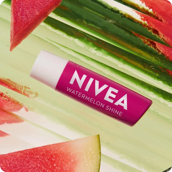 NIVEA Plejepomade til læber Watermelon Shine 4,8G