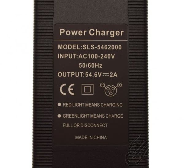 54.6V 2A laddare för Kugoo M4