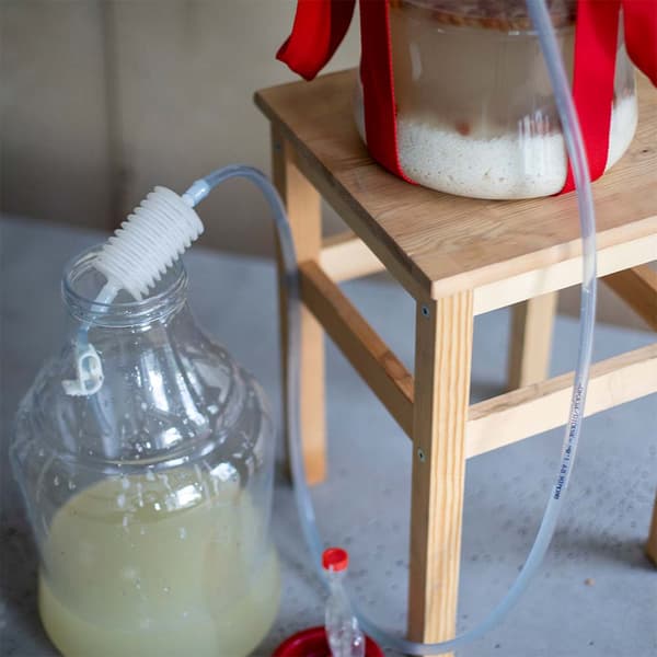 Let, brudsikker vindunk med stropper, 10L