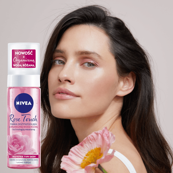 356464 NIVEA Rensande mousse Rose Touch 150 ml