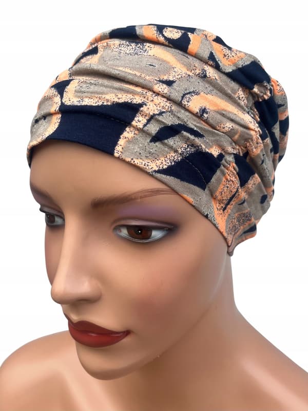 Sabina 436 damturban, draperad hatt med viskosfoder efter kemisk behandling