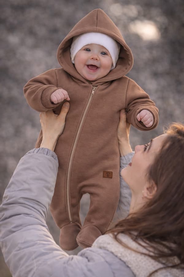 Baby heldragt 62 med overgangslynlås FORÅR EFTERÅR CAPPUCCINO