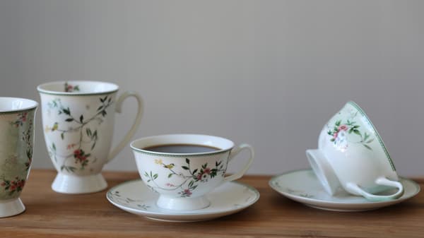 KOPP-SET MED 2 DELAR 220 ml MED FAT FÖR TE OCH KAFFE