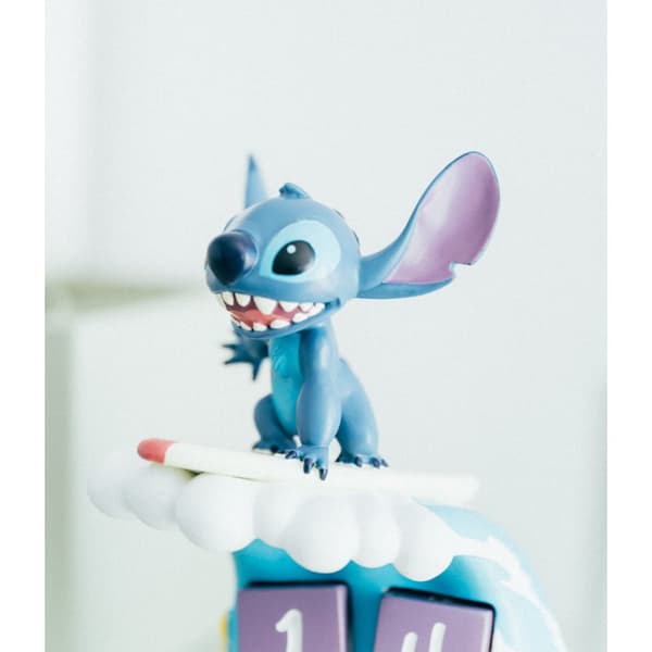 Disney Stitch - 3D-evighetskalender från Surfer-kollektionen