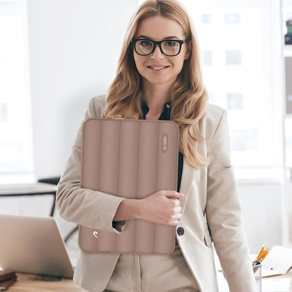 TECH-PROTECT PUFFY BÆRBAR 15-16" VALNØD