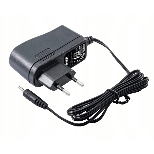 CO2-erillinen virtalähde USB-keskittimille DC 5V 2A