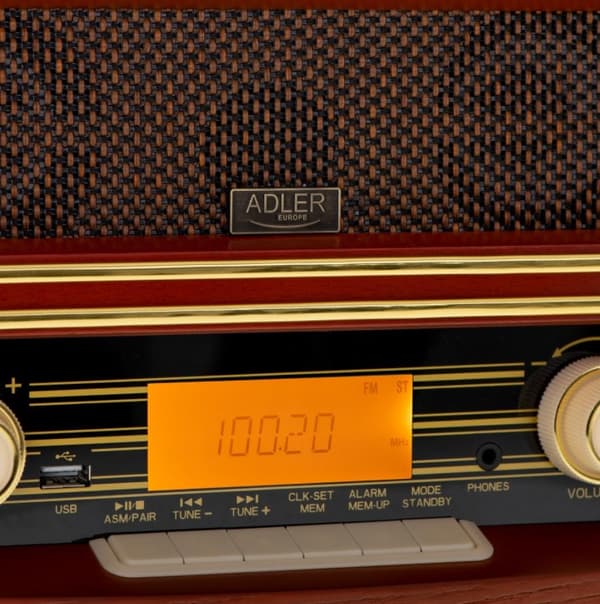 Adler AD 1187 retroradio, Bluetoothilla, 30 asemaa, herätyskello