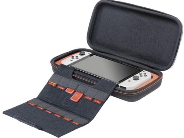 NACON Deluxe Travel Case Nintendo Switch 2 Musta