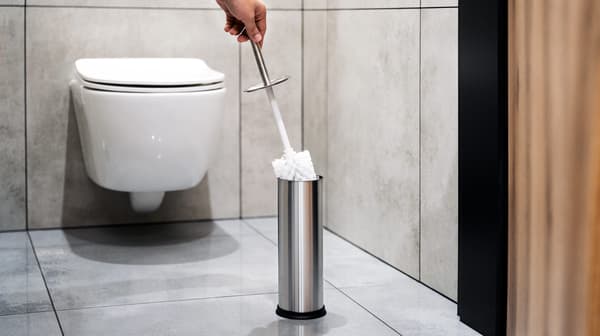 Teesa toiletbørste, sølvrør, stål