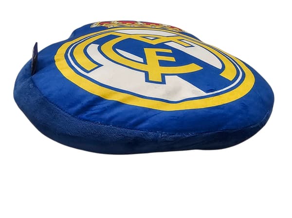 Real Madrids vapensköldskudde 40 x 30 cm barnformad