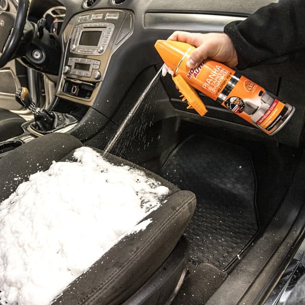 MOJE AUTO - Skum til rengøring af polstring med lugtneut ralisator 520 ml - Børste
