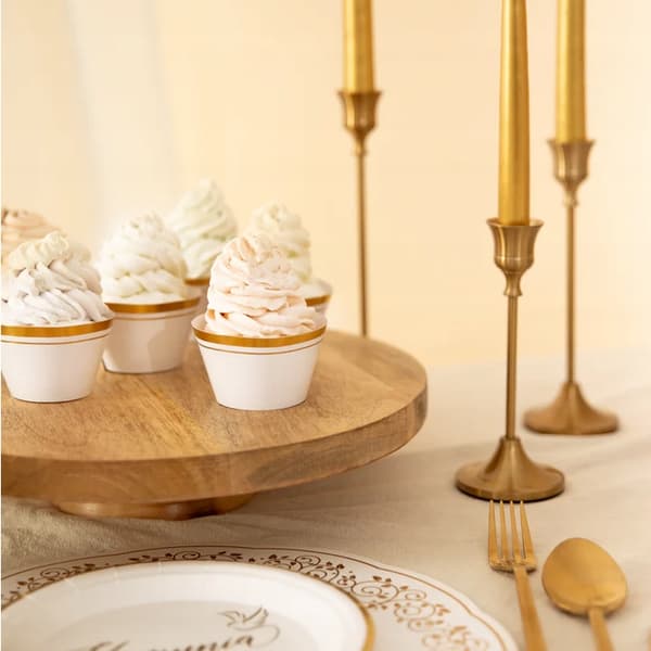 Cupcakeformar för muffins vit och guld nattvård dop bröllop 6 st