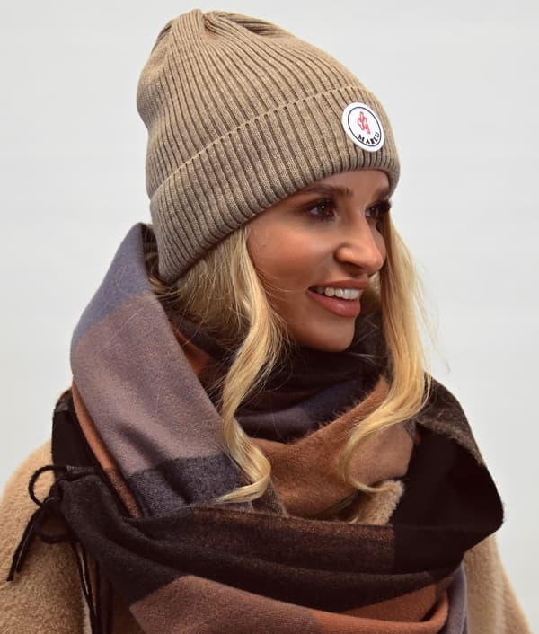 Latte Logo Fitted Cap n1