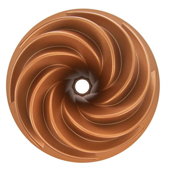 Ei-pitävä babka-muotti piipulla MARISSA 24 cm