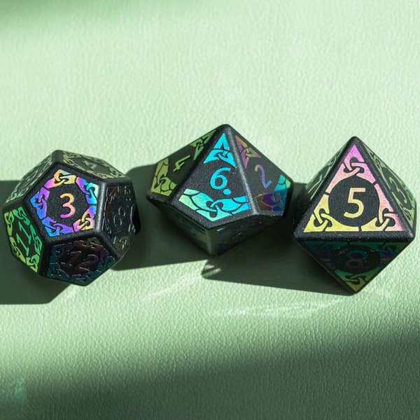 Labradoriitti RPG-noppasetti, 7 kristallinoppaa