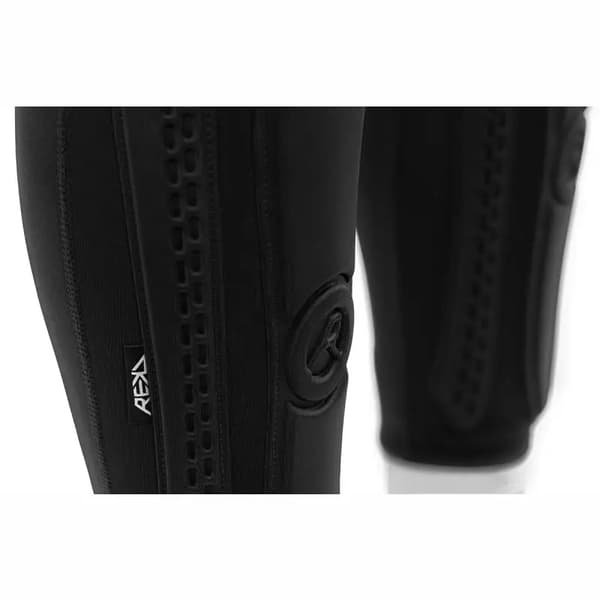 REKD Energy Covert -säärisuojat | Musta L/XL pitkät
