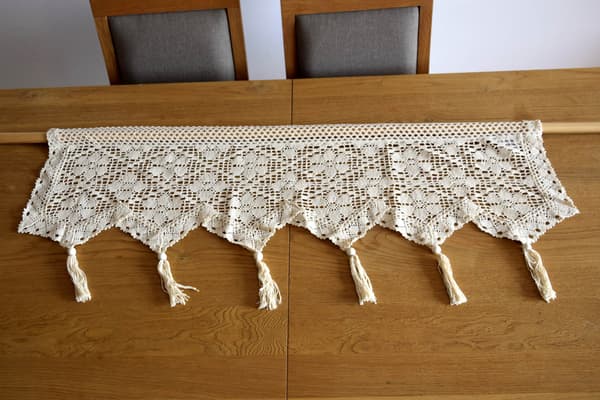 Beige hæklede gardiner 30/200 bomuldsgardin