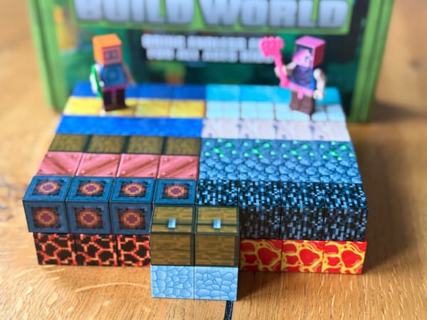 MAGNETISKA BLOCKS PIXELKUBER 100 EL + 2 FIGURER STARKA 3D-MAGNETER