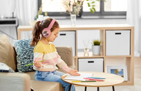 PowerLocus PLED pinkit langattomat Bluetooth-kuulokkeet lapsille LED-valolla