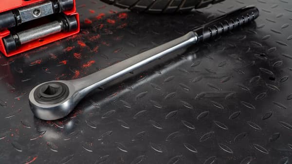MJW 3/4" skralde med hul