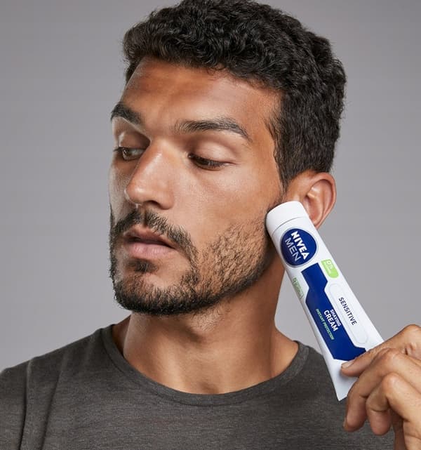 NIVEA Sensitive Lempeä parranajosarja 100 ml
