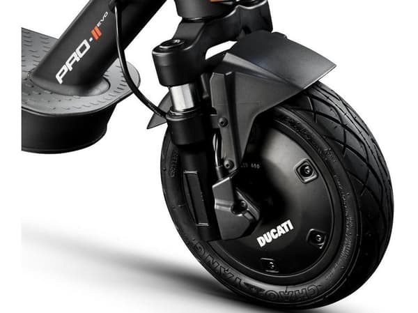 DUCATI Pro II Evo Advanced Safety El-Scooter Sort