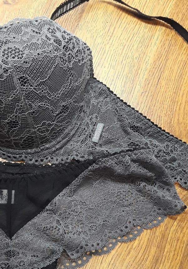 Narcisio string shorts grafit L