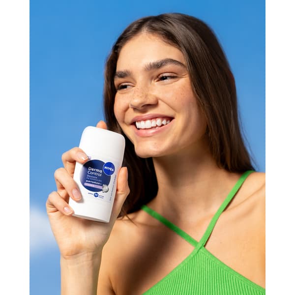 NIVEA Derma Control Restore Antiperspirant stick 50ml