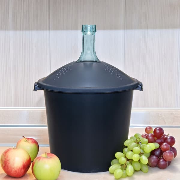 VINPATRON 25L i korg SET Korkrör Borste Gummiskrapa Jäst