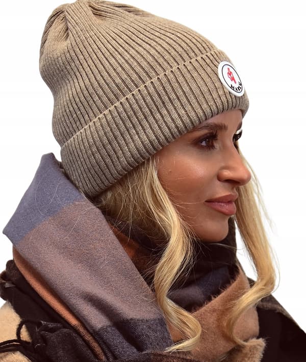Latte Logo Fitted Cap n1