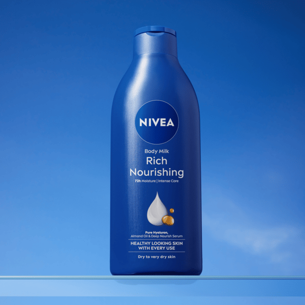 047584 NIVEA Ravitseva Kehonmaito 400 ml