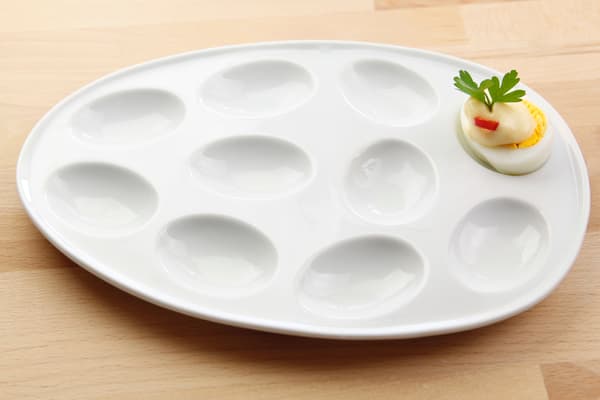 ÆGGETALLERKEN PORCELÆNS ÆGGETALLERKEN