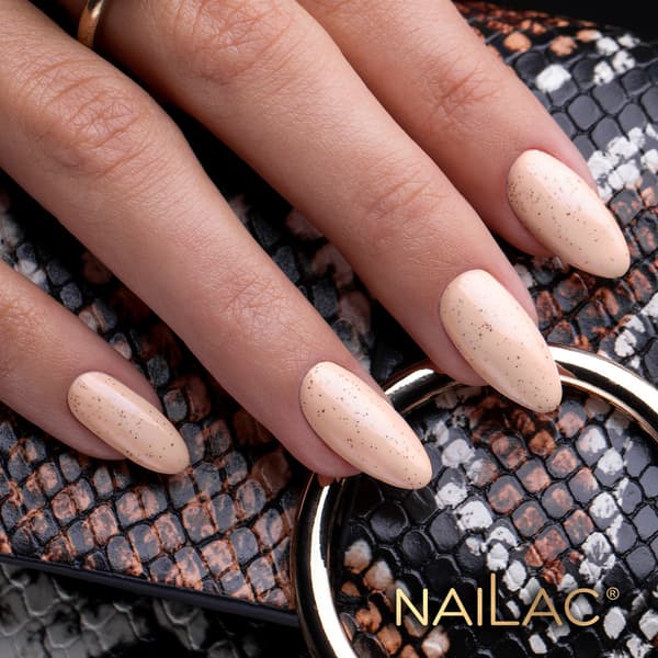 #421 NaiLac Hybrid Nagellack 7ml