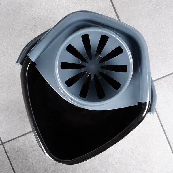 Moppe-spand med vridemaskine plast sort 10 l