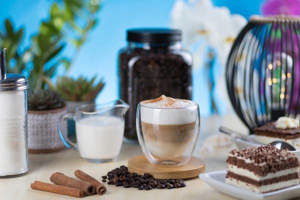 LÄMMÖLLINEN LATTE-LASI 235 ML