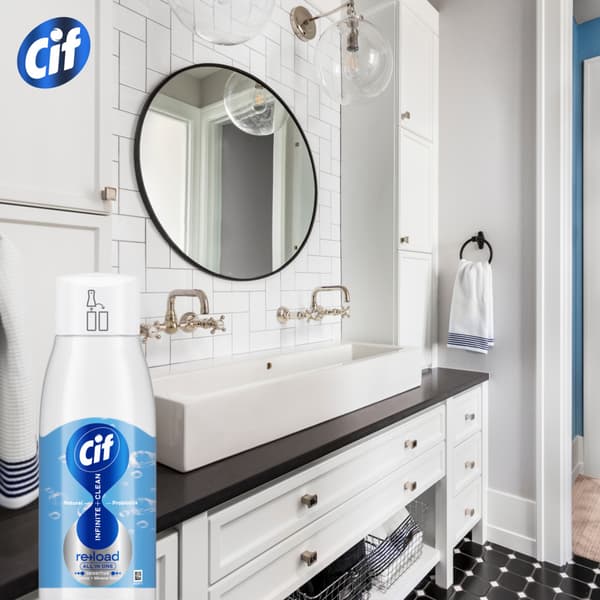 911156 CIF Refill Ref Sensitiv Lotus MineSalt 590ml
