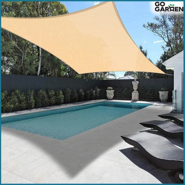 Beige terrassesejl, solskærm, UV, montering 4x5m