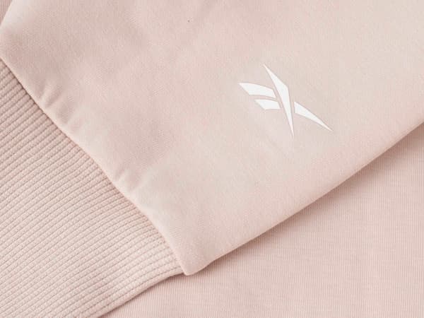 Reebok beige långärmad tröja utan huva dam M